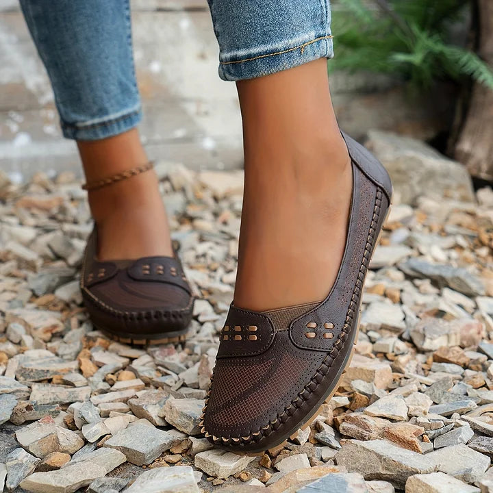 Gerdien™ | Women’s Flat Orthopedic Shoes