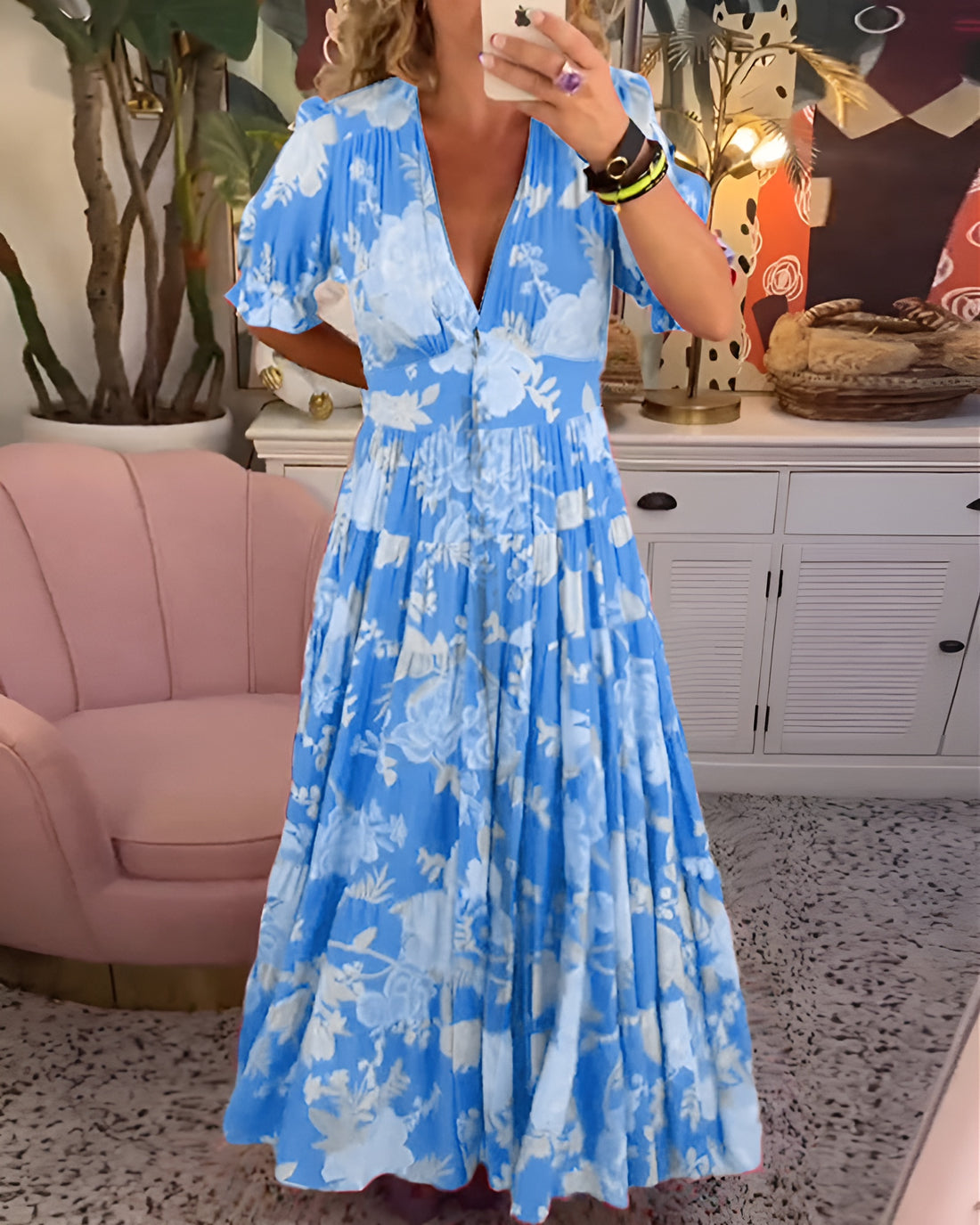Evalyne – V-Neck Floral Dress with Pockets