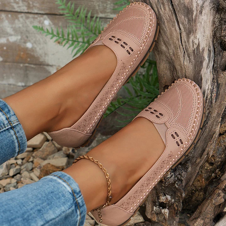 Gerdien™ | Women’s Flat Orthopedic Shoes