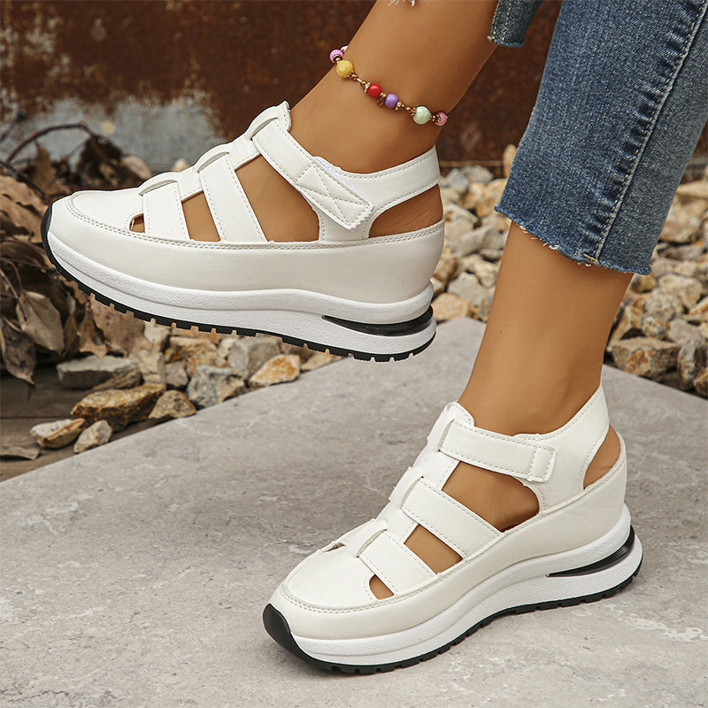 Elise Hart | Comfortable Everyday Sandals