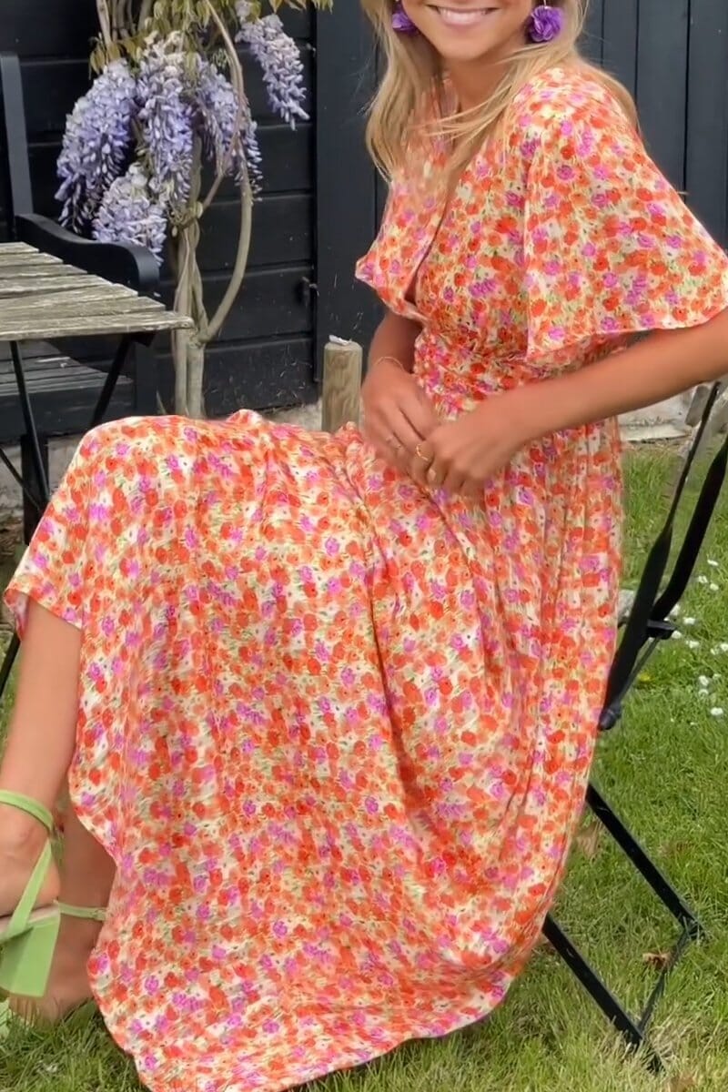 SOPHINA | ELEGANT FLORAL MAXI DRESS WITH V-NECKLINE
