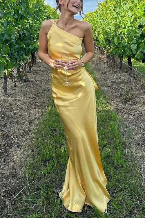 Virella – One-Shoulder Satin Tie-Back Maxi Dress