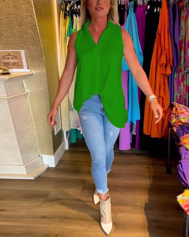 LalunaFrill – Sleeveless Top with Ruffles and Lapels