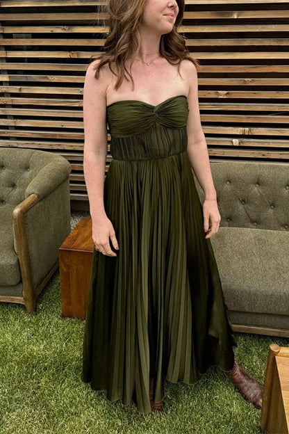 Elarine – Strapless Pleated Maxi Dress