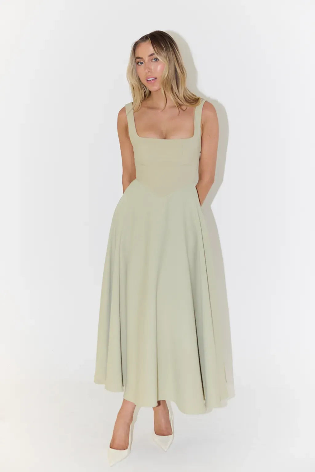 YARA-BELLE | HIGH-WAISTED MIDI DRESS