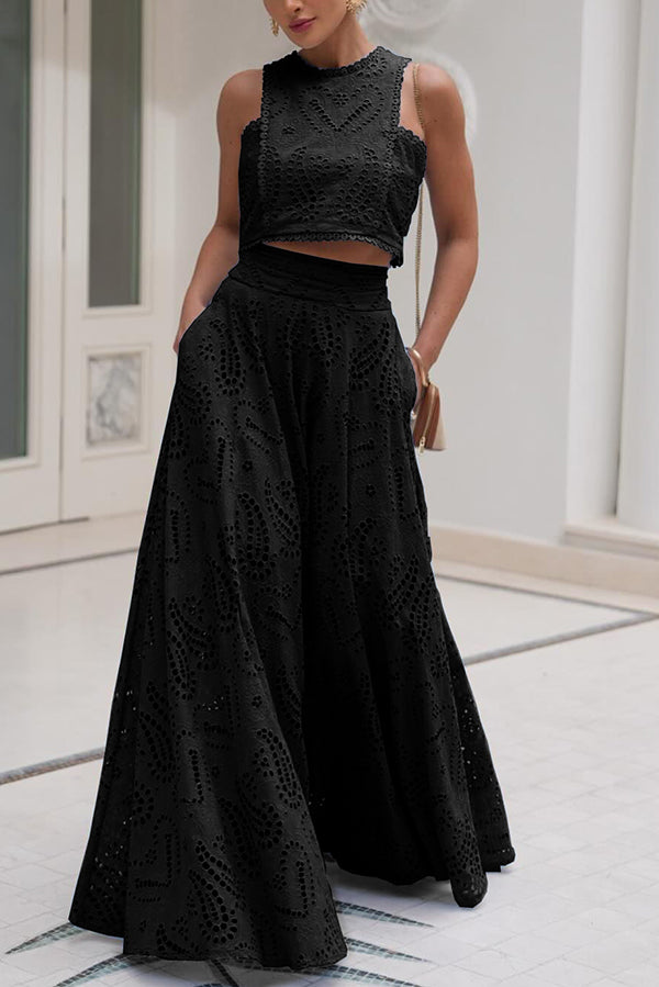Amelisse – Romantic Two-Piece Lace Set