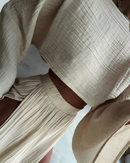 Sara Linéa – Chic Linen Two-Piece Set with Slit