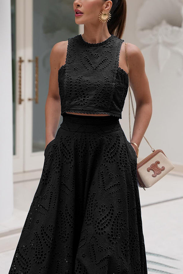 Amelisse – Romantic Two-Piece Lace Set